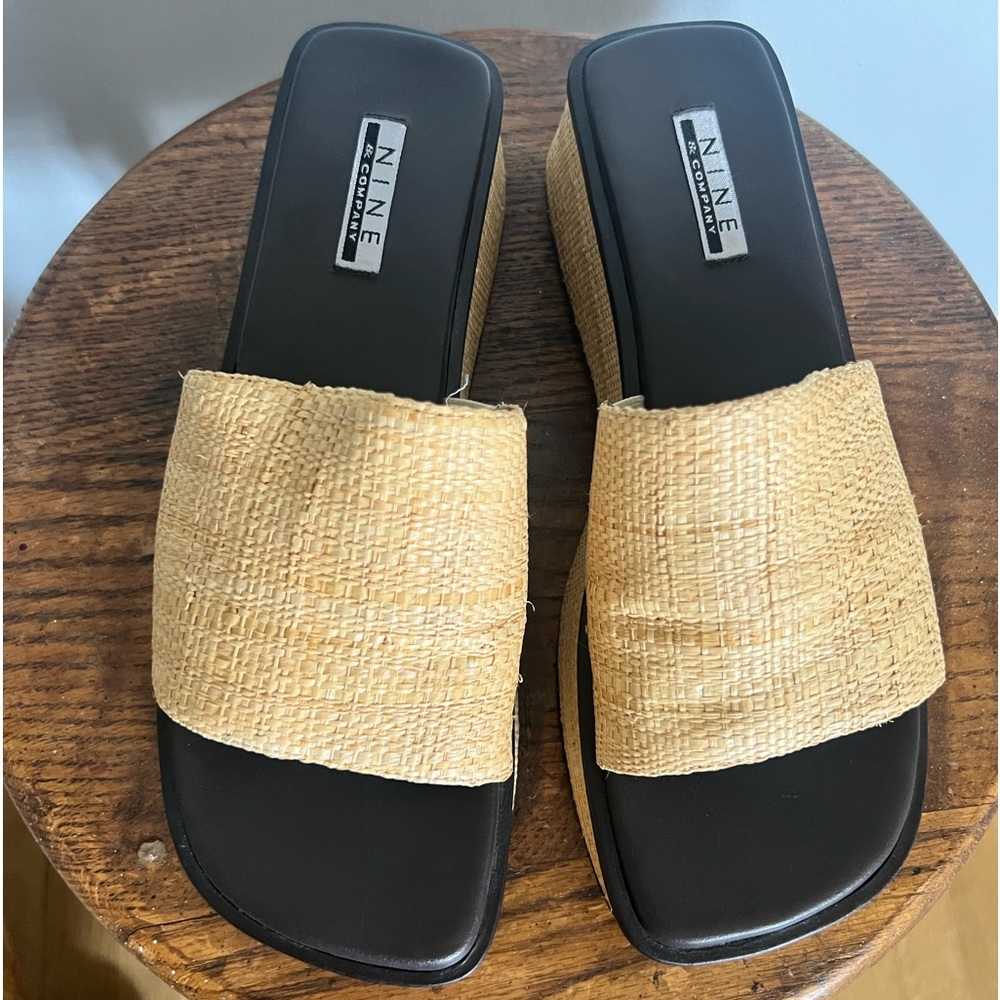 Vintage Platform Square Toe Platform Sandals Size… - image 2